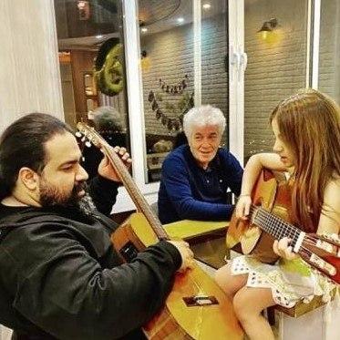 دانلود آهنگ رضا صادقی مرد دیوونه